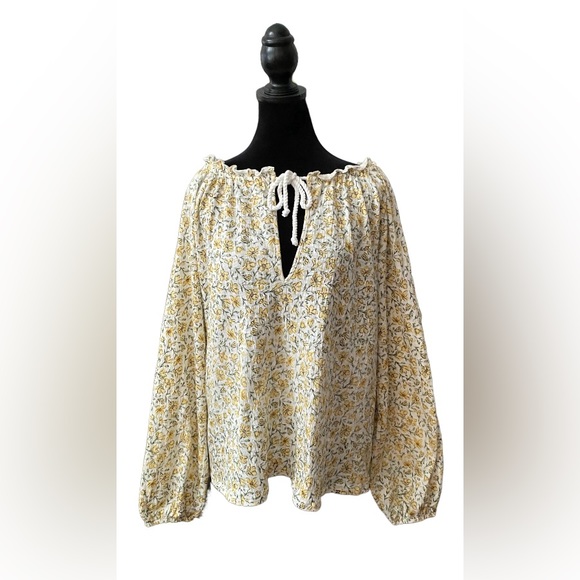 Billabong Tops - Billabong: Soft Yellow and White Peasant Boho Blouse